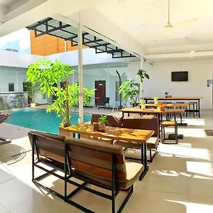 Onederz Hostel
